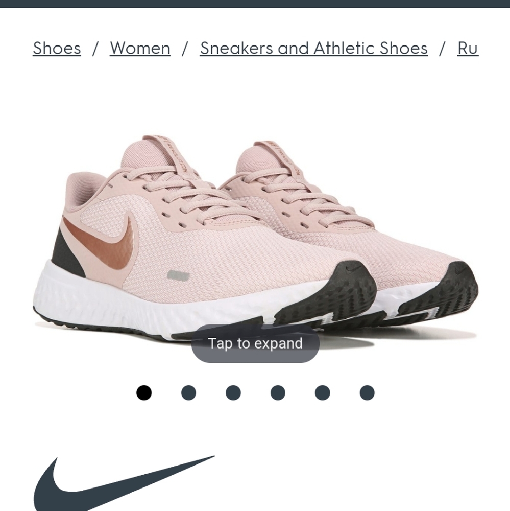 New w/o tags Nike Women's revolution 5